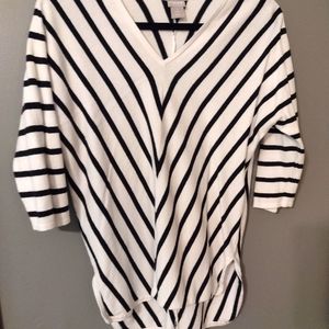 ⚡ 4 for $10⚡Chico's v neck 3/4 sleeve